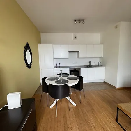 Sea Towers Apartment *