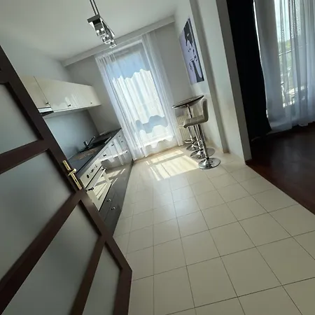 Sea Towers Apartment *
