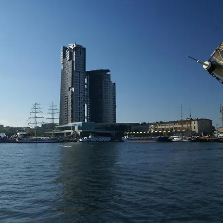 Apartment Sea Towers