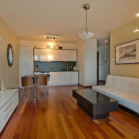 Sea Towers Apartment Gdynia