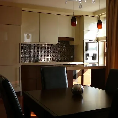 Sea Towers Apartment *