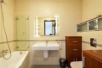 海塔酒店 公寓 *